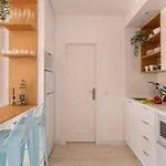 Nikkibeachfront Μαρμπέλλα