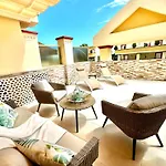 Lägenhet Nikkibeachfront