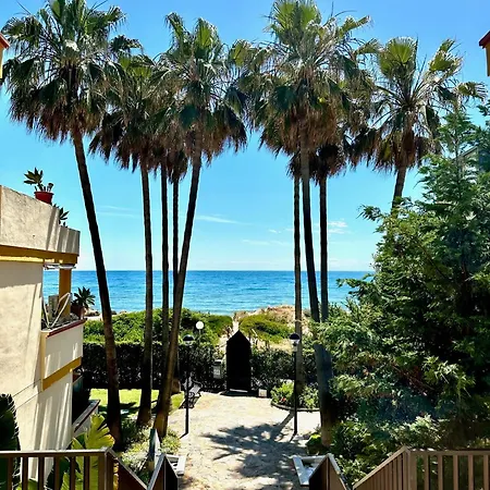 Nikkibeachfront Appartement