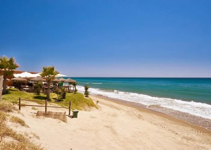 Nikkibeachfront * Marbellac